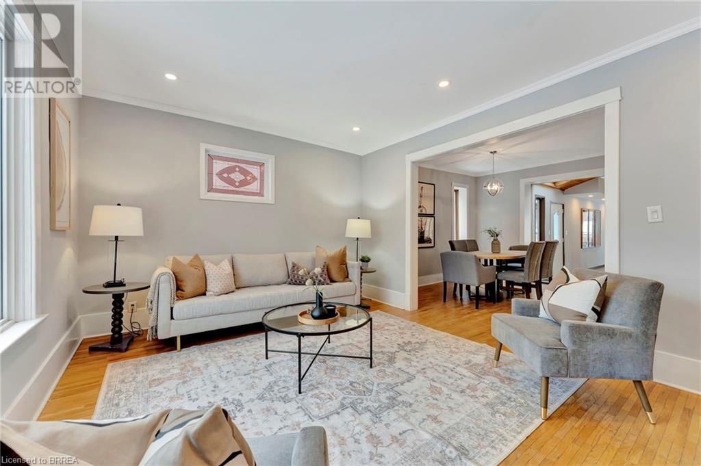 28 Willow Street Property Photo 7