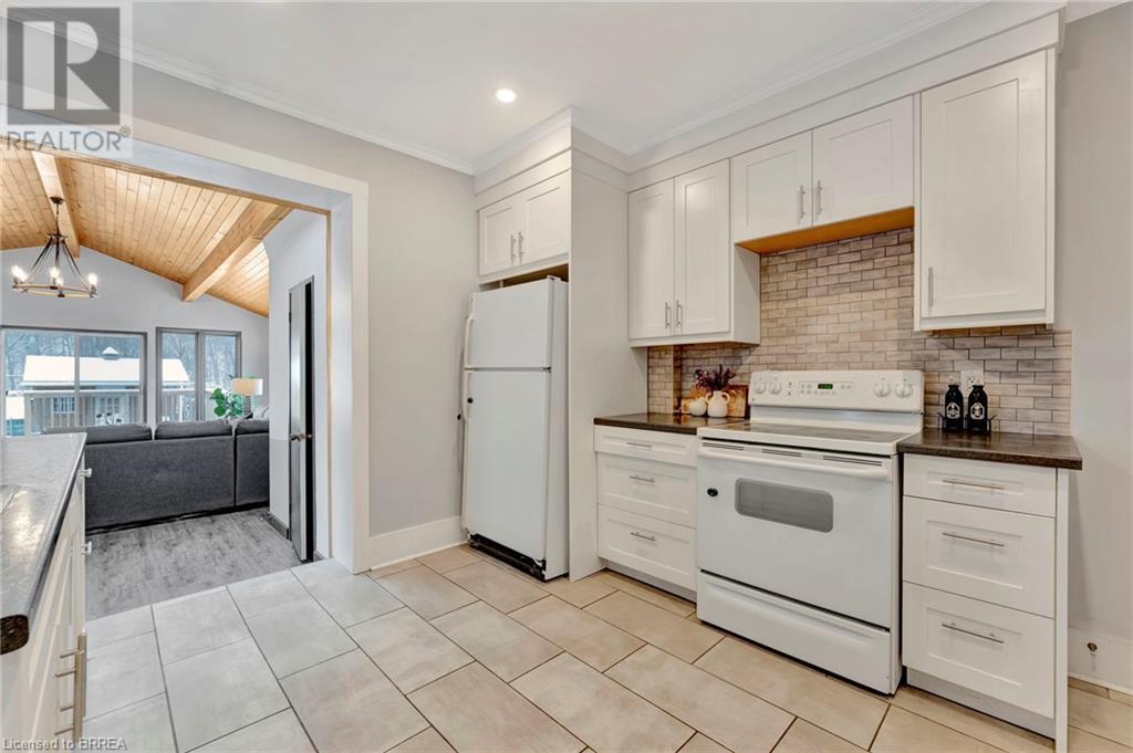 28 Willow Street Property Photo 13