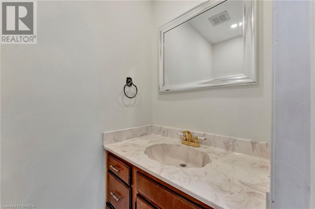 28 Willow Street Property Photo 22