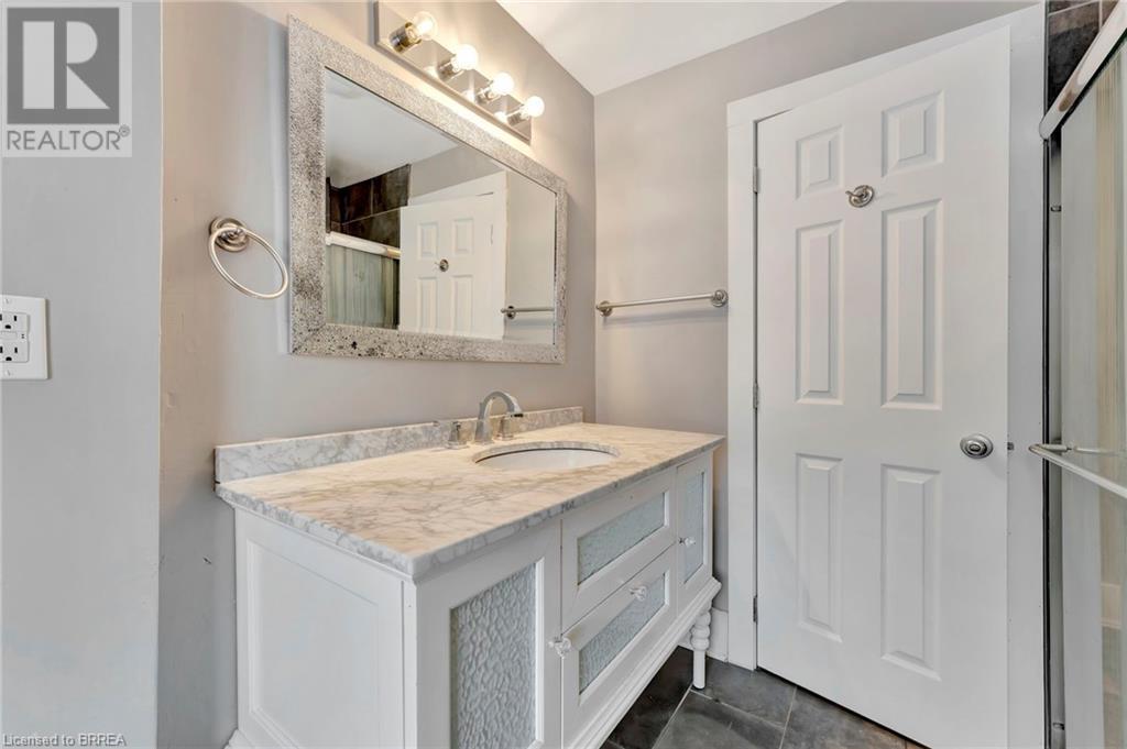 28 Willow Street Property Photo 25