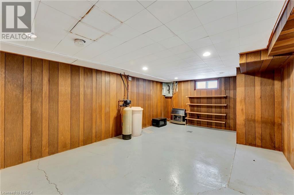 28 Willow Street Property Photo 31
