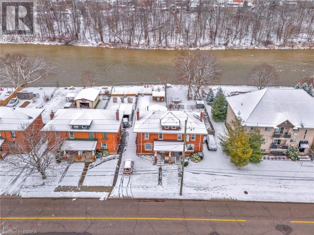 28 Willow Street Property Photo 46