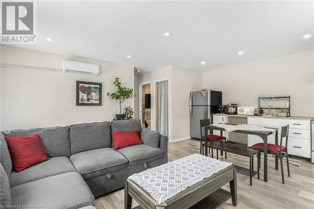 221 Bowen Road Unit# B Property Photo 1