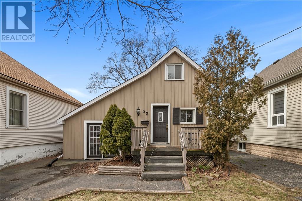 53 Houghton Avenue N Property Photo 1