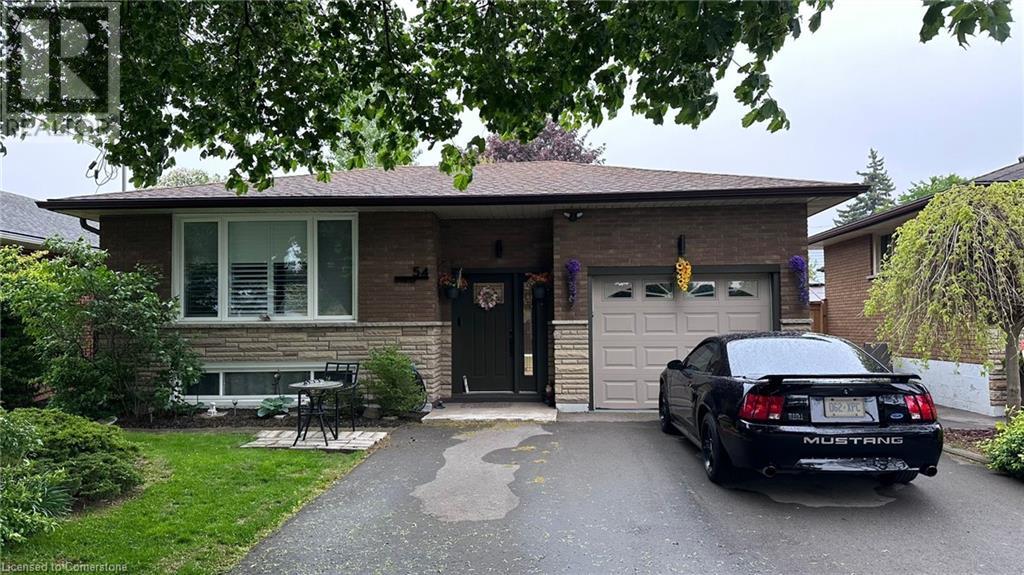 54 Atwater Crescent Unit# B Property Photo 1