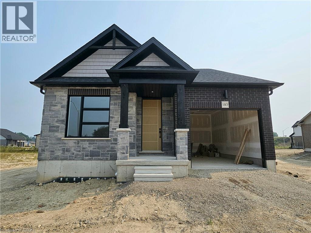 113 THACKERAY WAY Property Photo 1