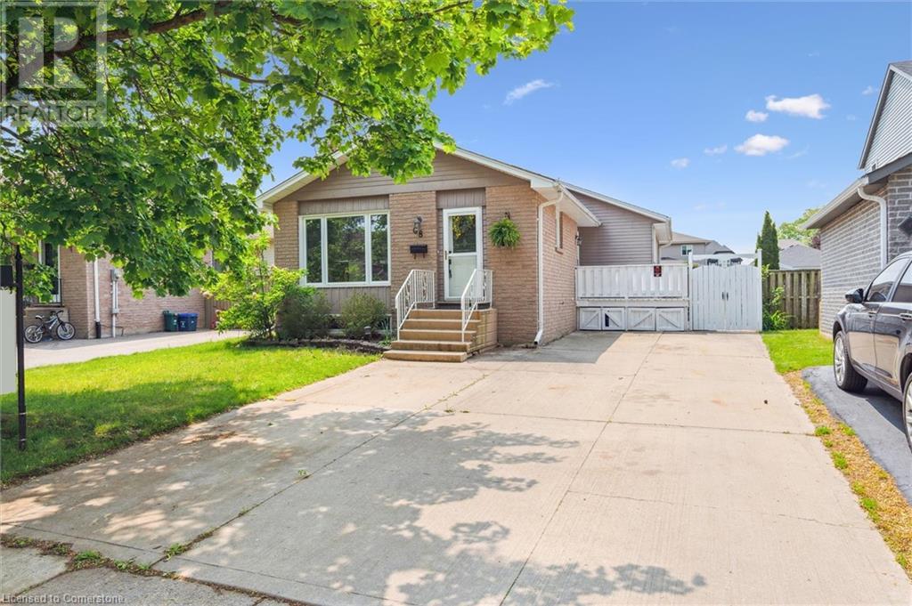 68 Angela Crescent Property Photo 1