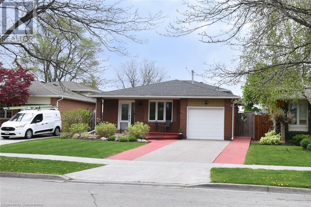 101 Highbury Drive Property Photo 1