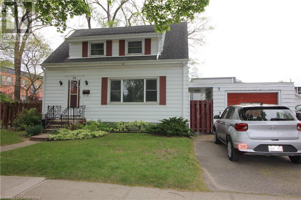 38 STUART Avenue
