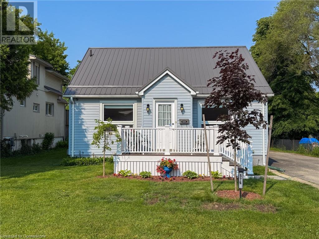 576 Orchard Avenue Property Photo 1