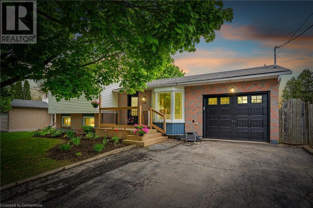 107 Ross Street Property Photo 1