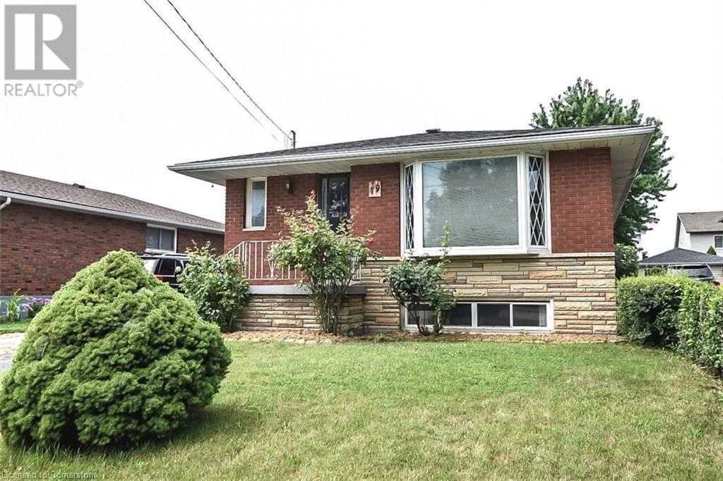 79 Nash Road N Property Photo 1