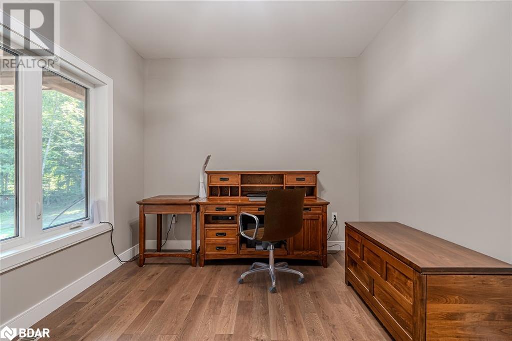 4571 Aspdin Road Property Photo 15