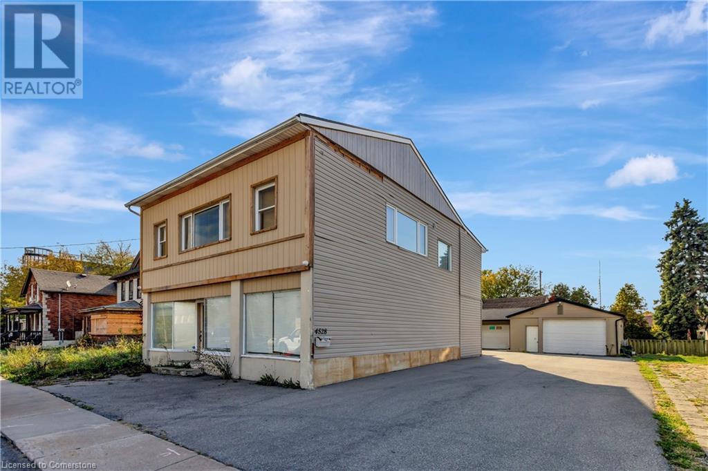 4528 Bridge Street Property Photo 1
