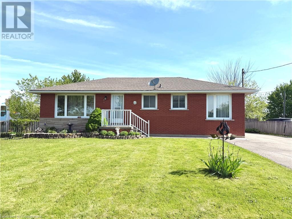 725 Mud Street E Property Photo 1