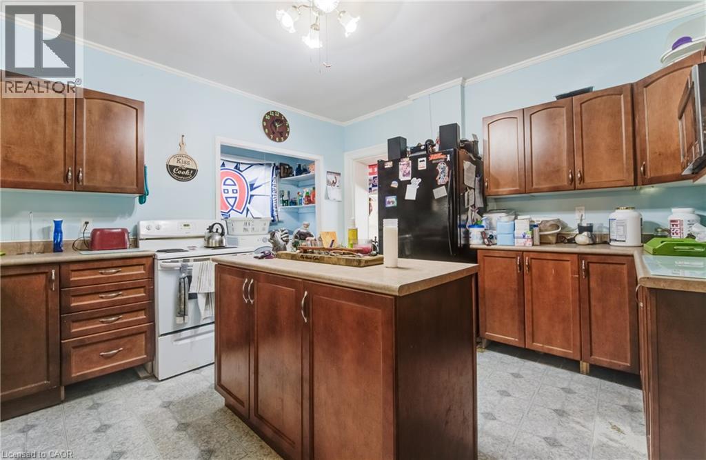 46 Port Street Property Photo 8