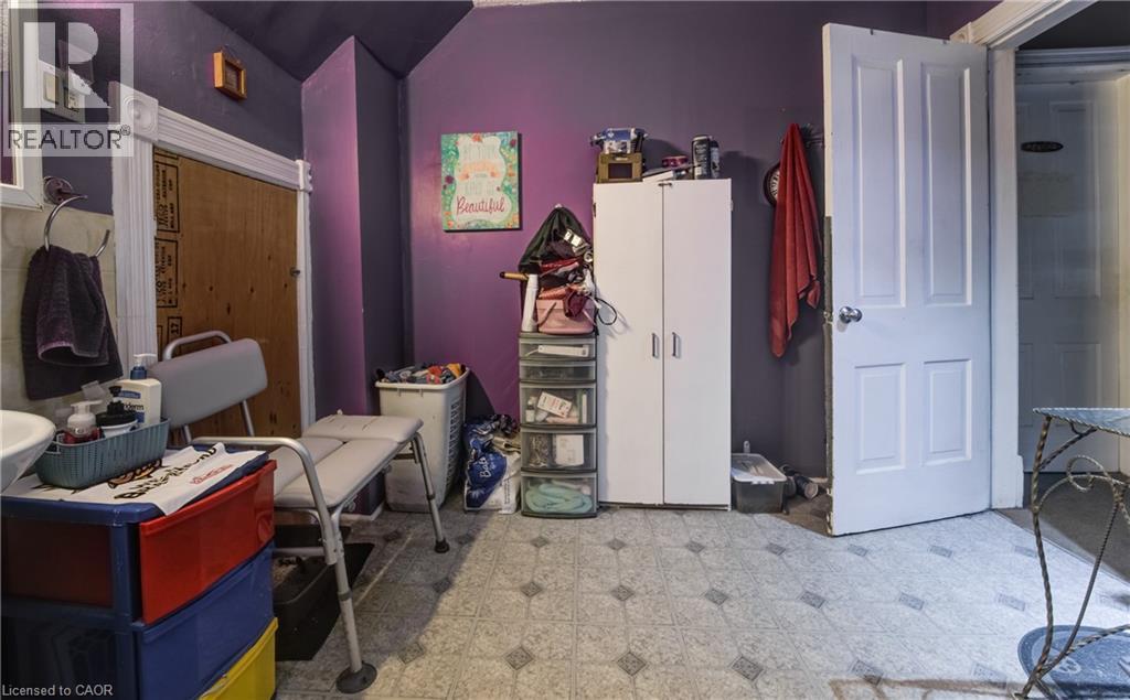 46 Port Street Property Photo 15