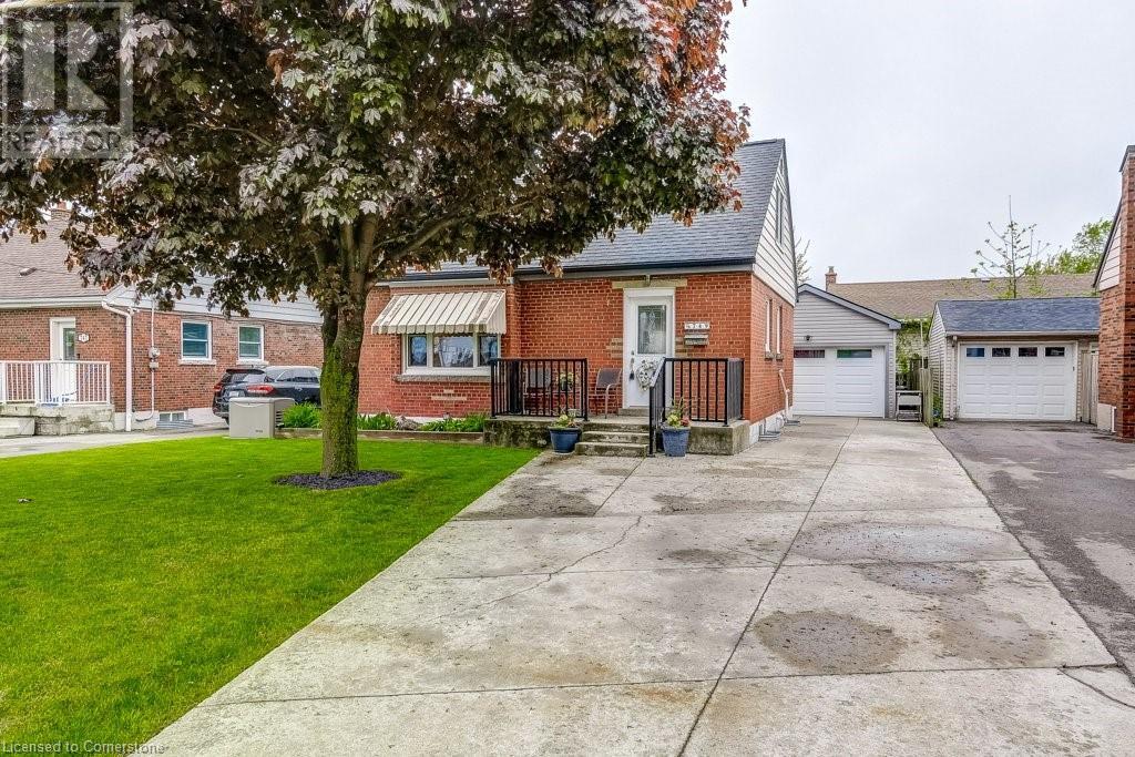 749 Upper Gage Avenue Property Photo 1
