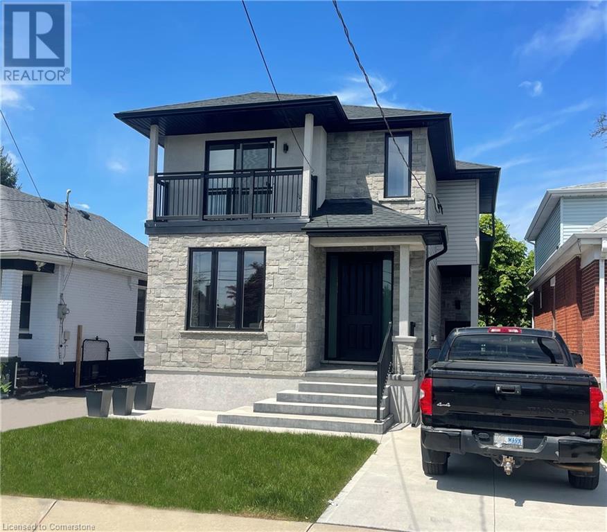 38 East 16th Street Property Photo 1