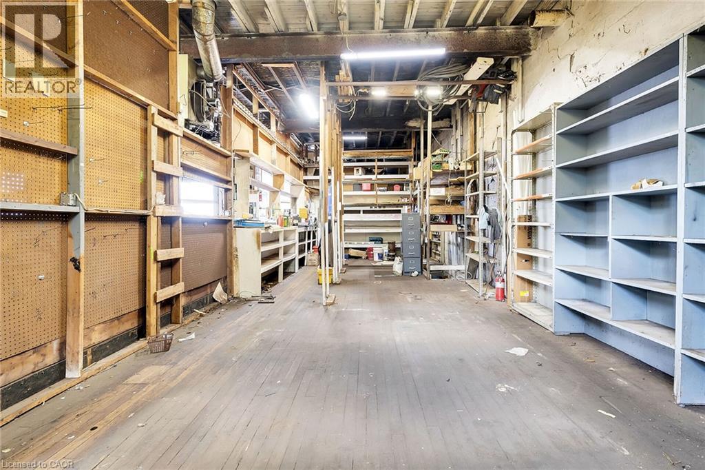 39 Talbot Street W Property Photo 14