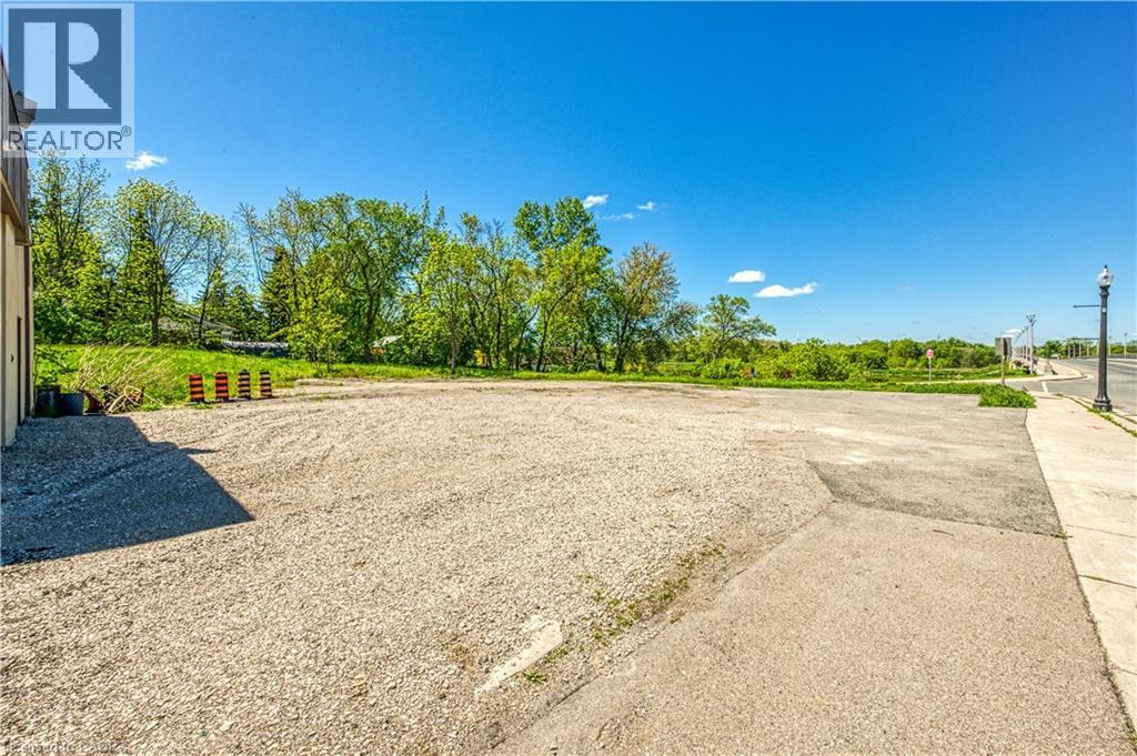 39 Talbot Street W Property Photo 21