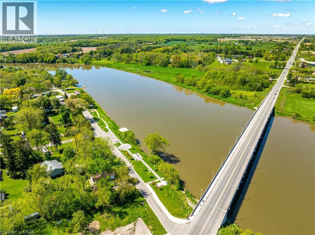 39 Talbot Street W Property Photo 40