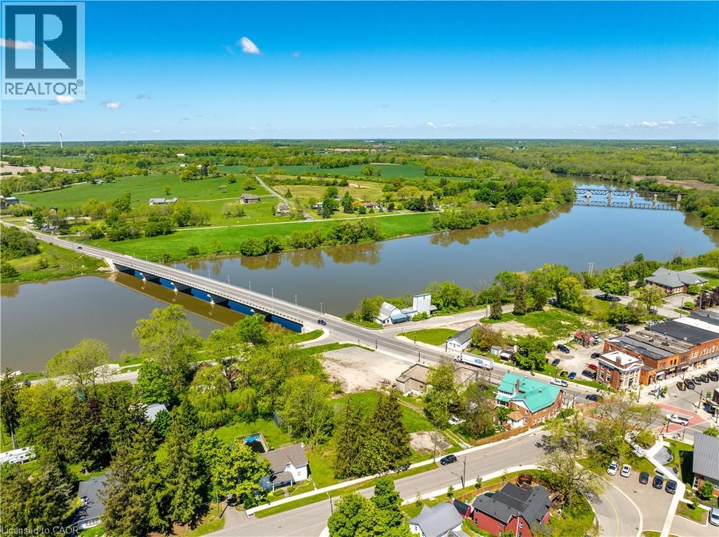 39 Talbot Street W Property Photo 42