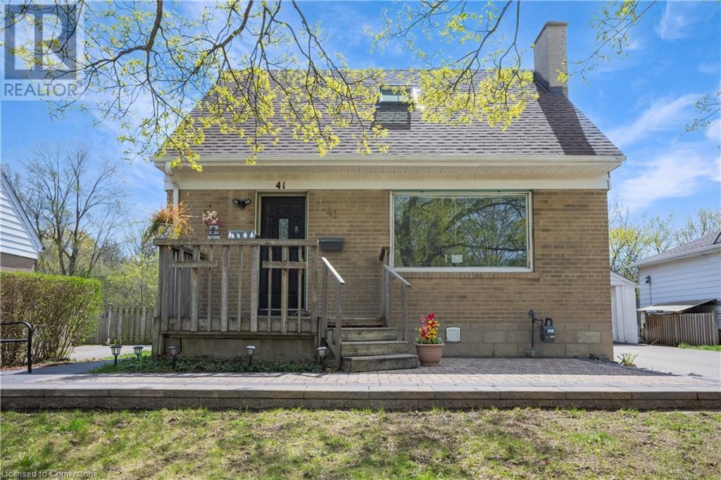 41 Mccaul Street Property Photo 1