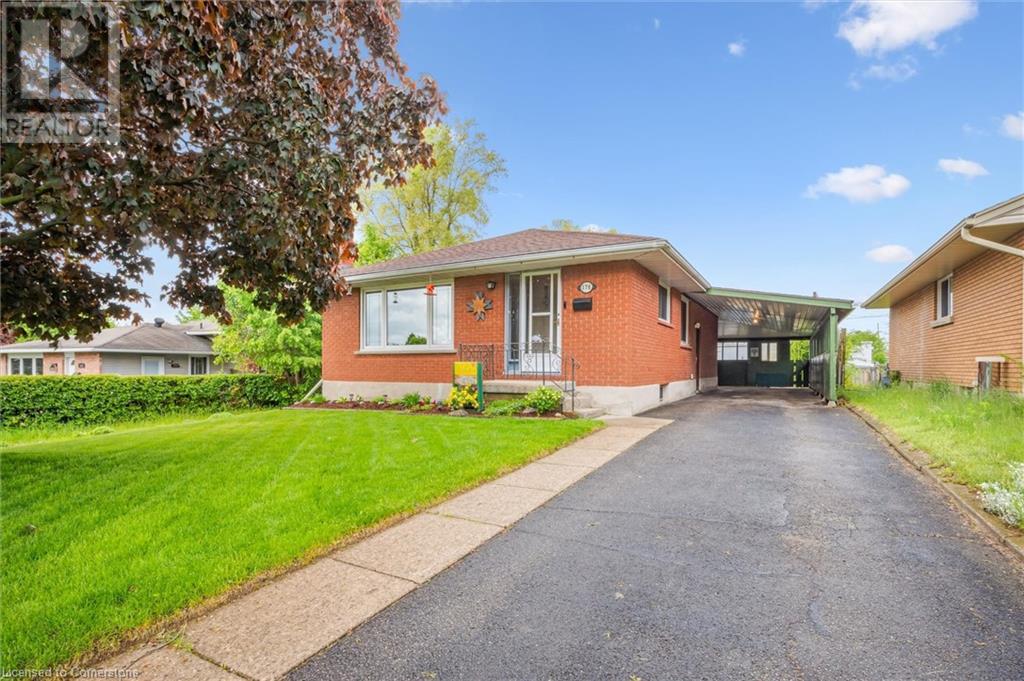 176 Sekura Street Property Photo 1