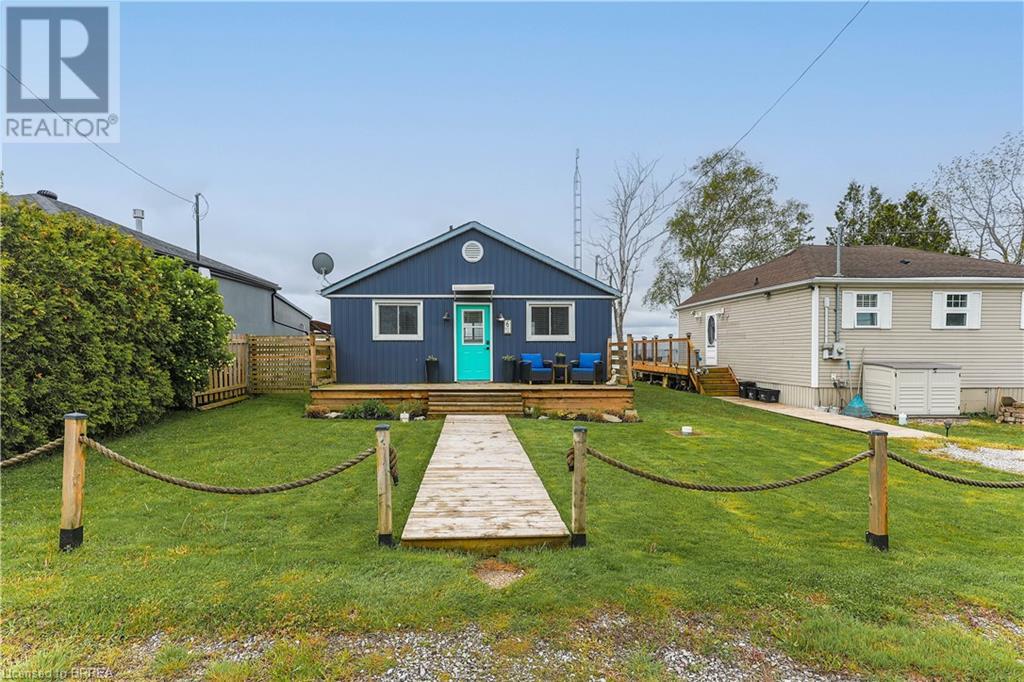 6 Hickory Beach Lane Property Photo 1