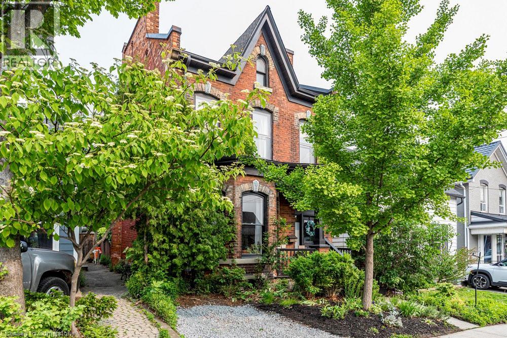 115 Locke Street N Property Photo 1