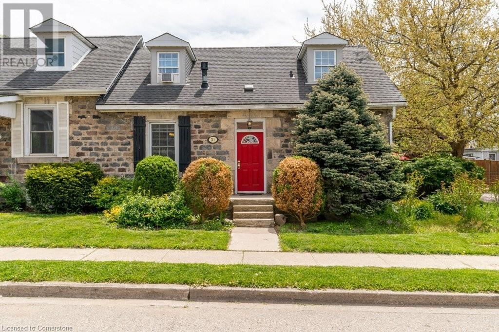 31 Bruce Street Property Photo 1