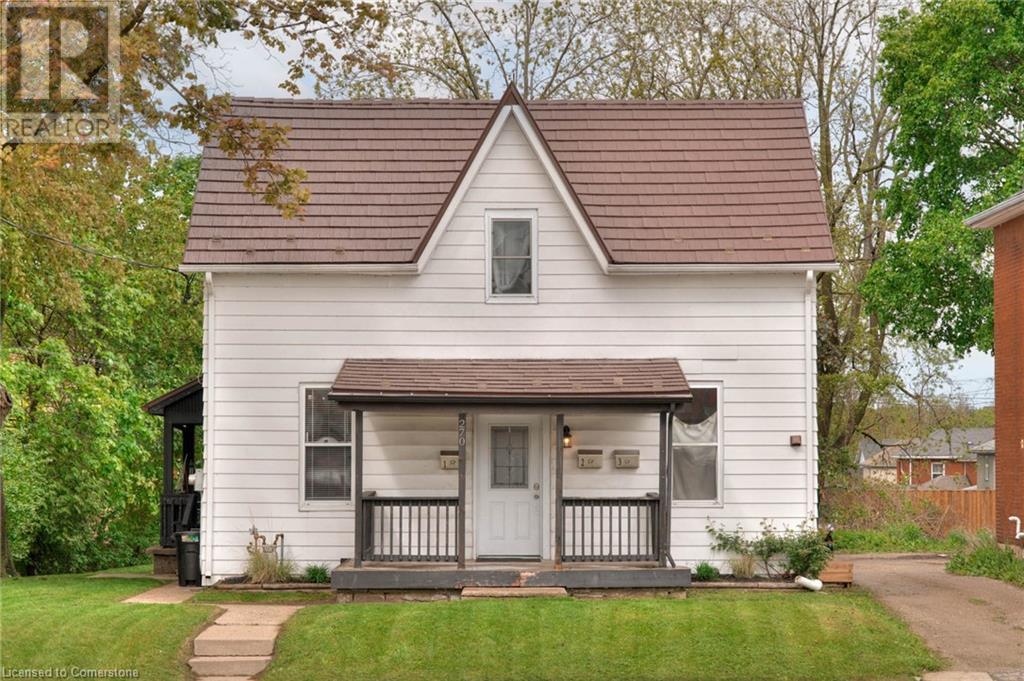270 Water Street N Property Photo 1