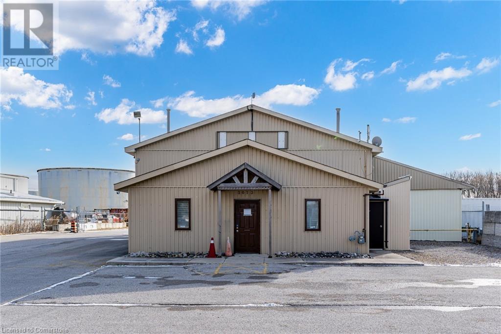 2073 PIPER Lane
