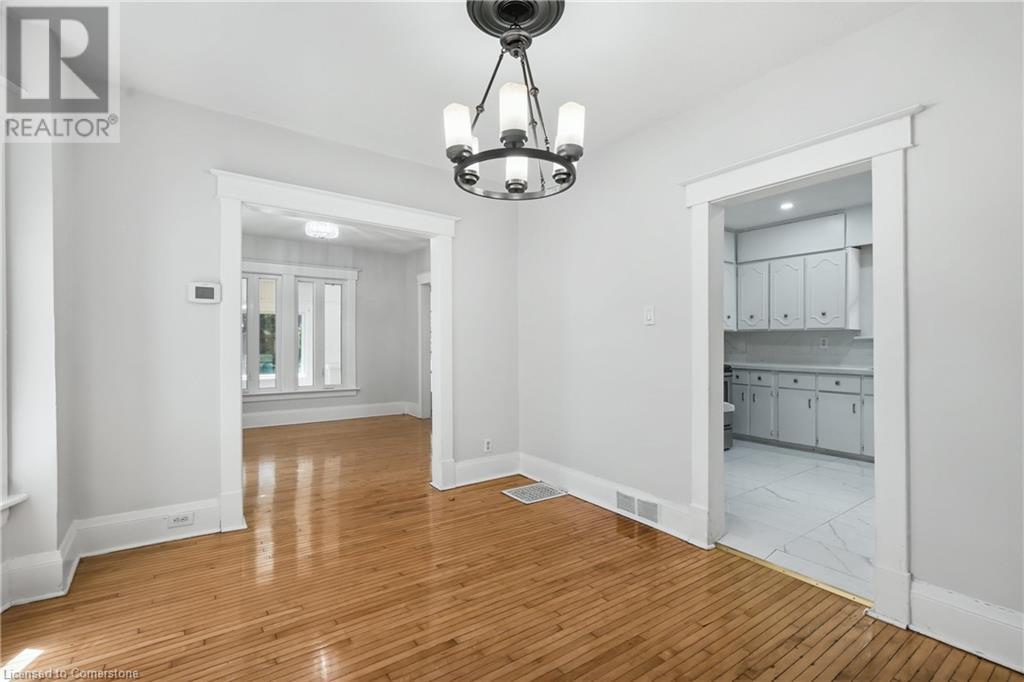 4989 Willmott Street Property Photo 12