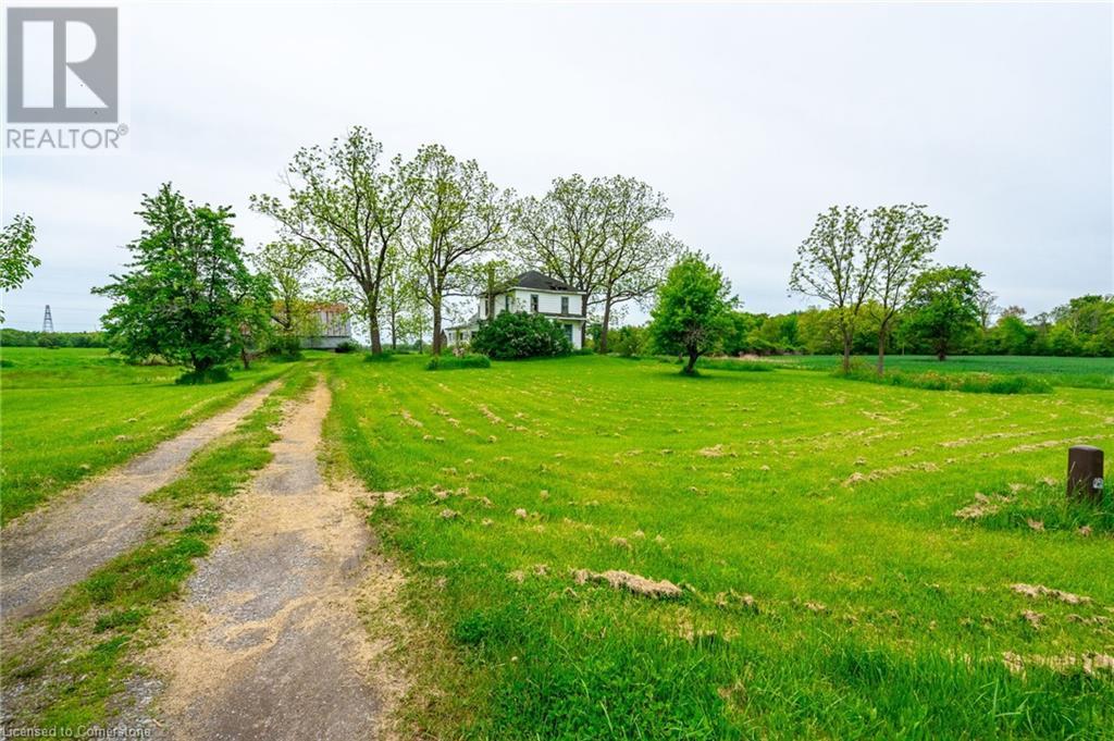 6856 Sixteen Road Property Photo 1