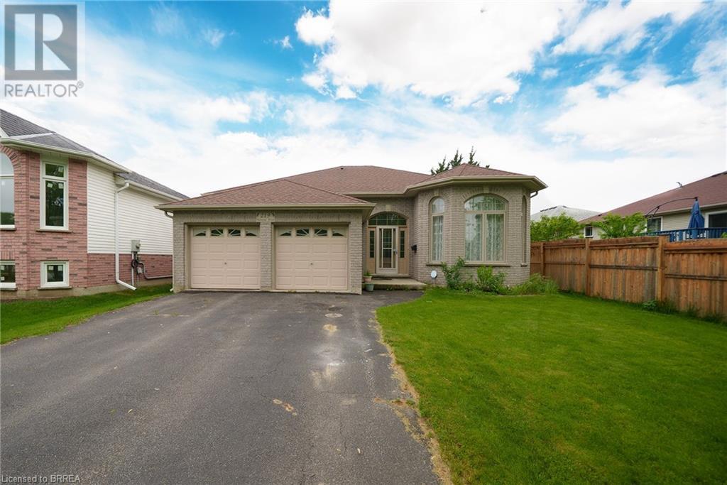219 Balmoral Drive Property Photo 1