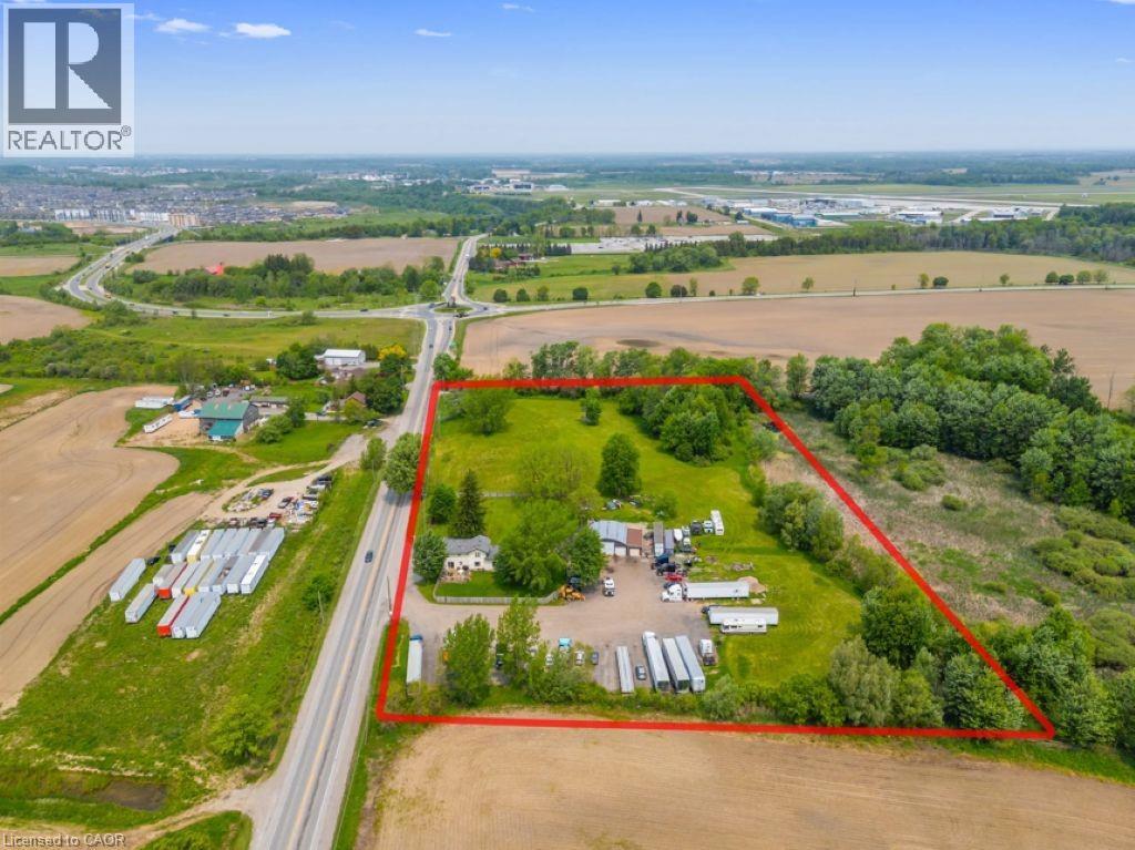 4425 Fountain Street N Property Photo 3