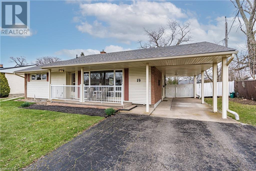 19 Arvona Drive Property Photo 1