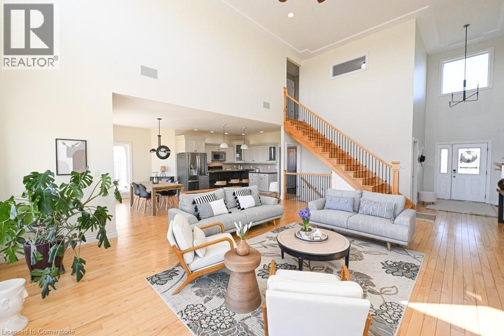 1065 Concession 3 Road Property Photo 9