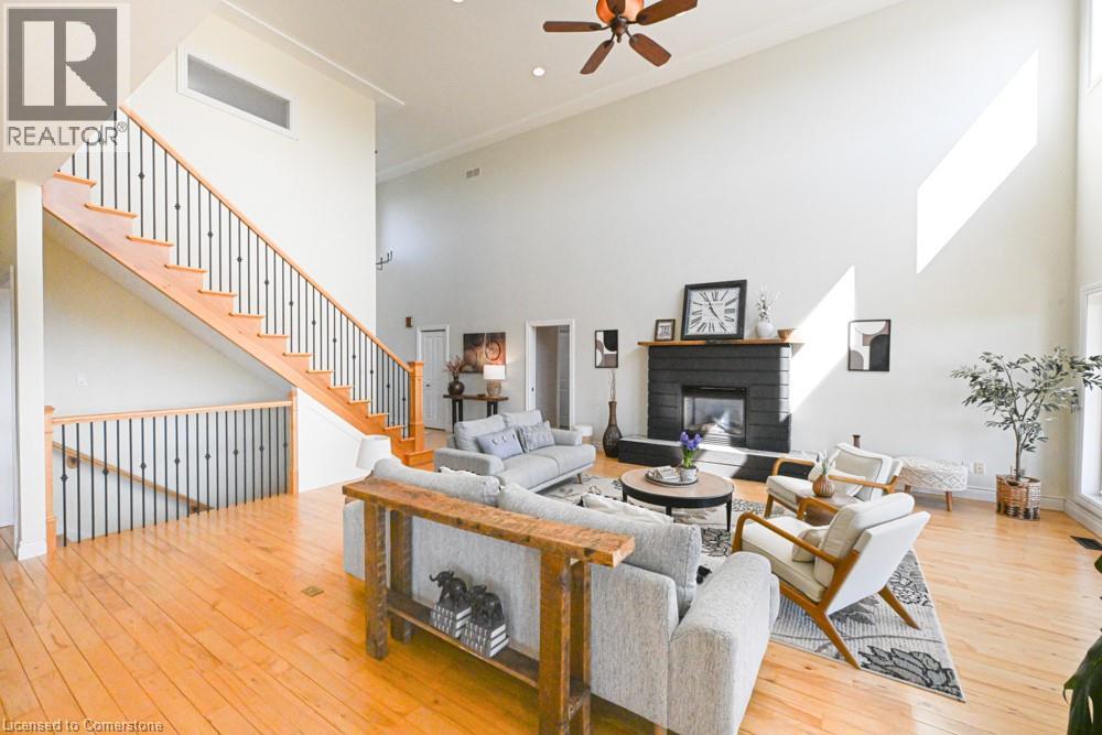 1065 Concession 3 Road Property Photo 11