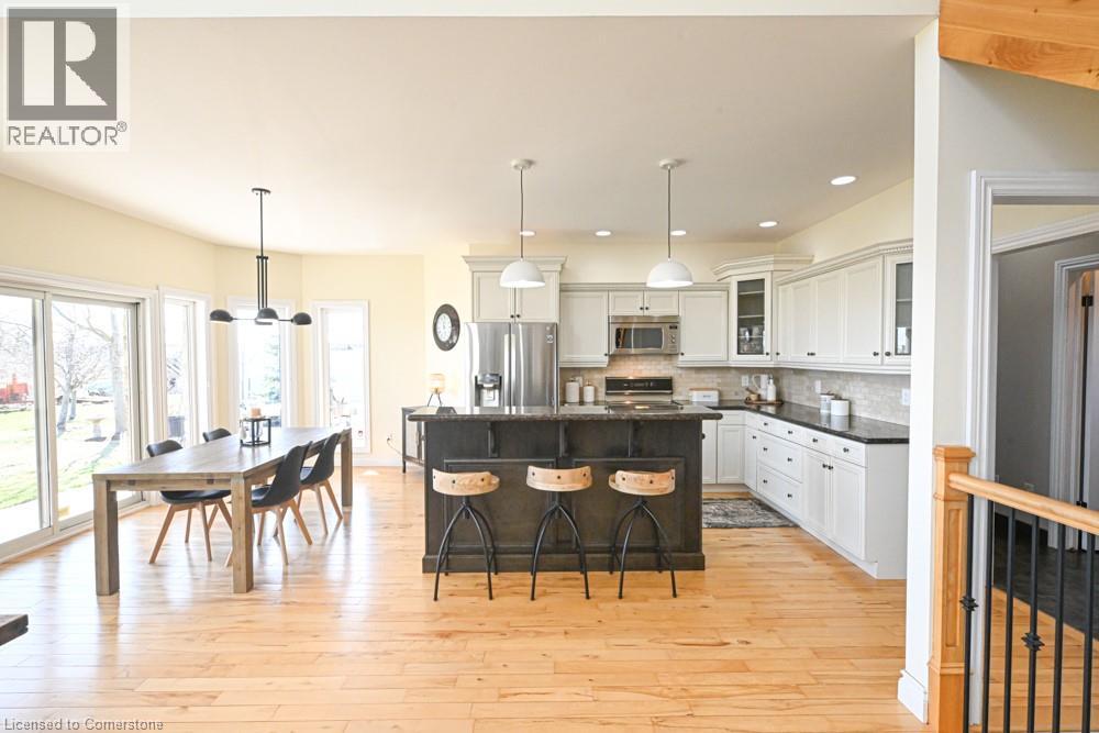 1065 Concession 3 Road Property Photo 17