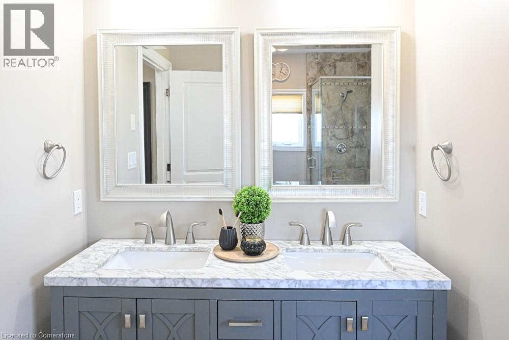 1065 Concession 3 Road Property Photo 25