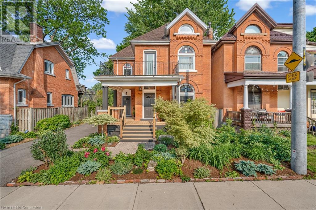 15 Fairmount Avenue Property Photo 1