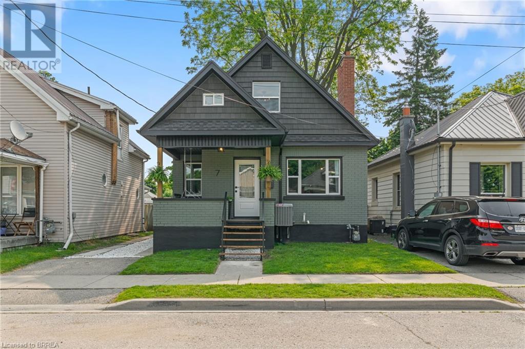 7 Esther Street Property Photo 1