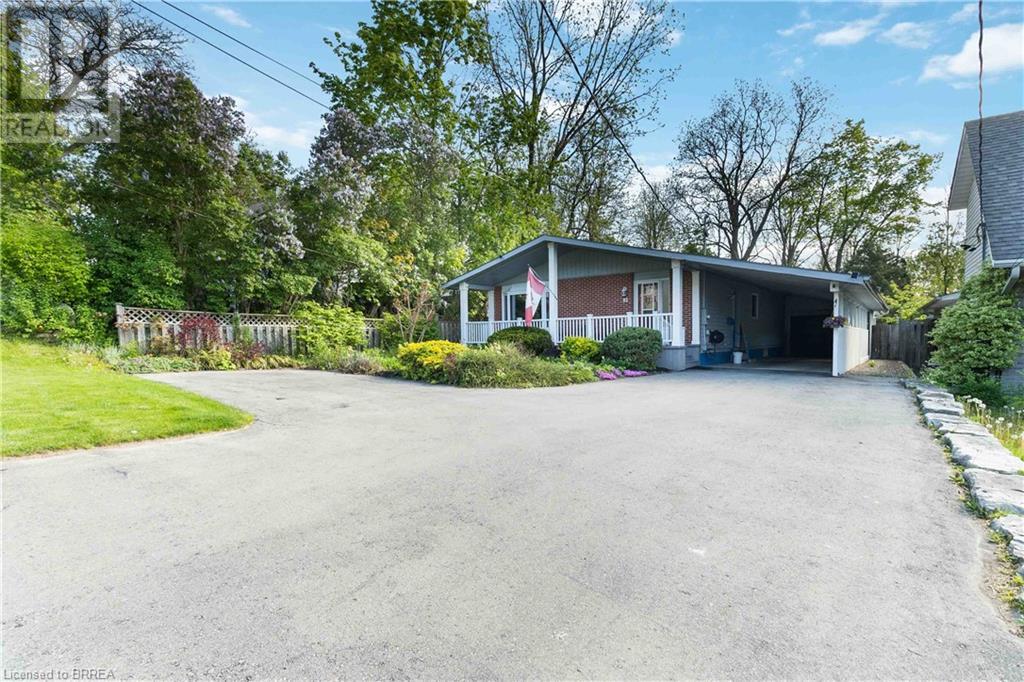 83 Locks Road Property Photo 1
