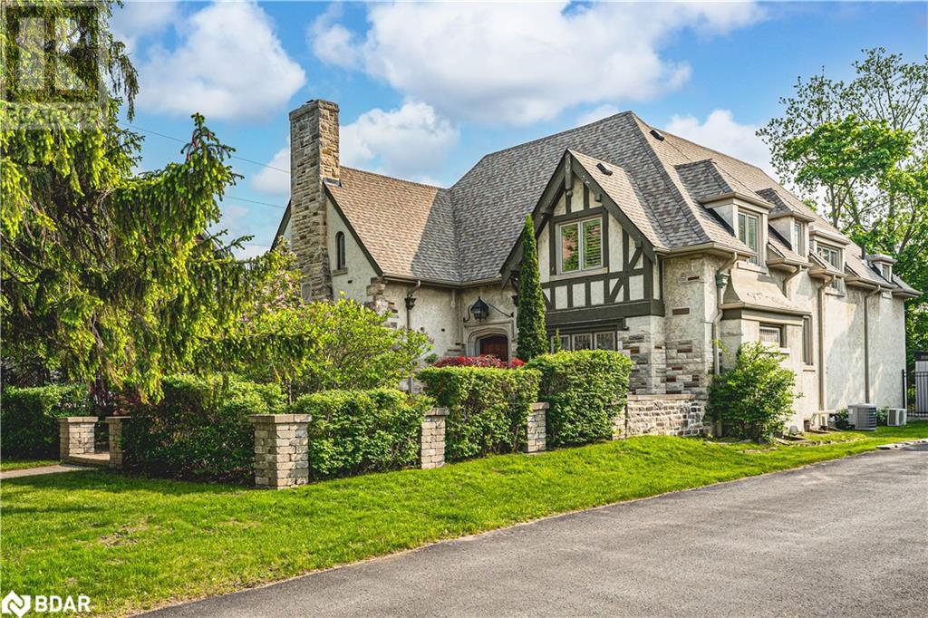 60 High Street Property Photo 1