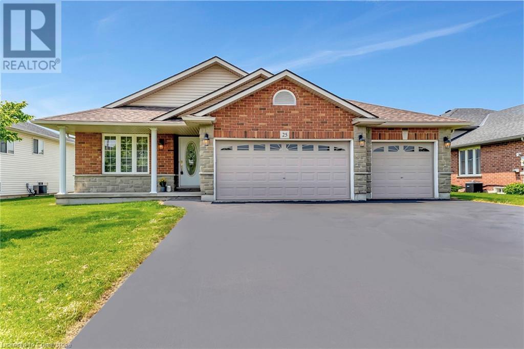 25 Mapleview Drive Property Photo 1
