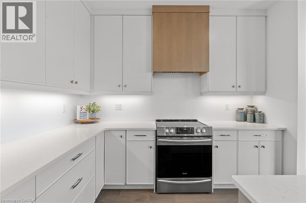 155 Mcleod Street Property Photo 12