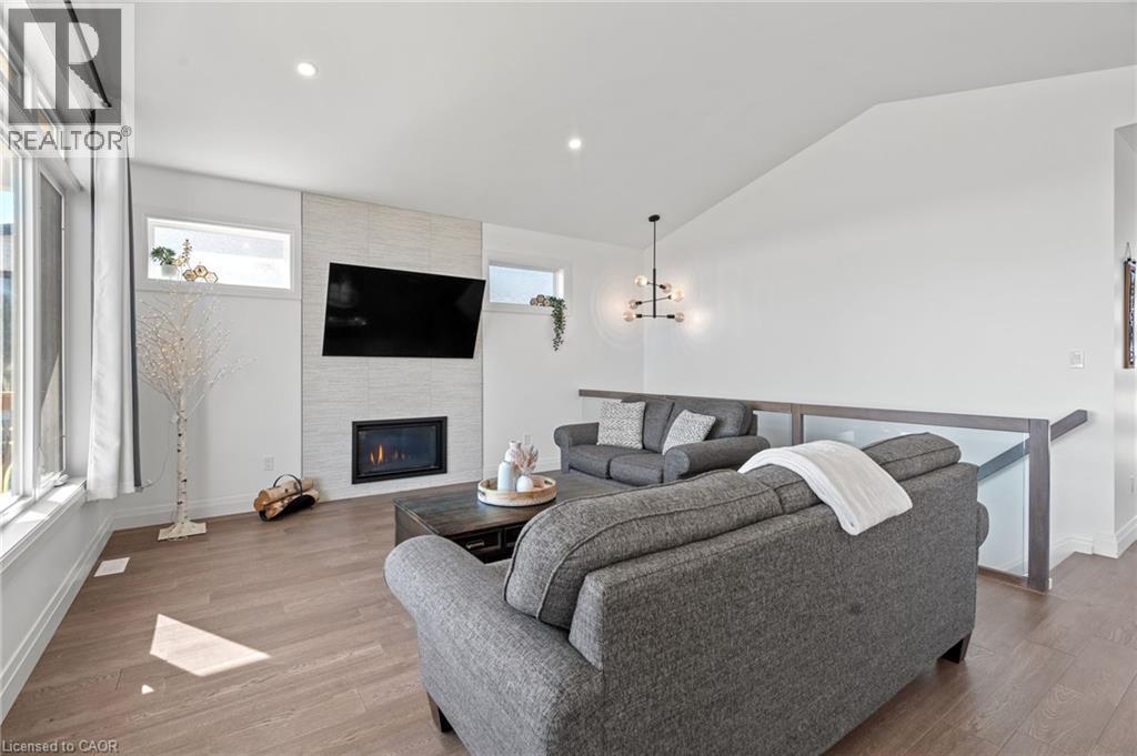 155 Mcleod Street Property Photo 18